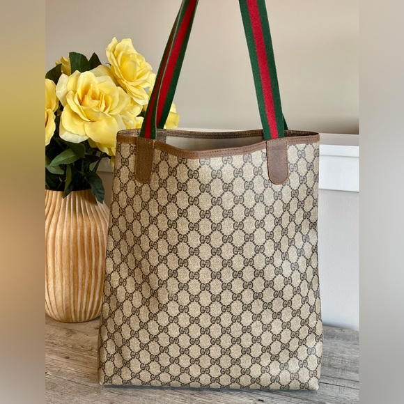 SOLD❌Authentic GUCCI Monogram Large tote bag - Picture 11 of 16